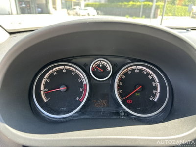Opel Corsa 1.2 85CV 5 porte GPL-TECH Edition (15)