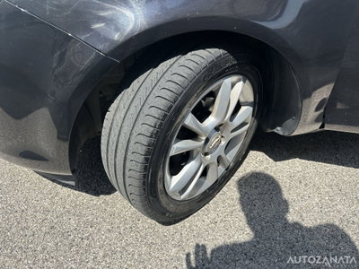 Opel Corsa 1.2 3 porte Sport (12)