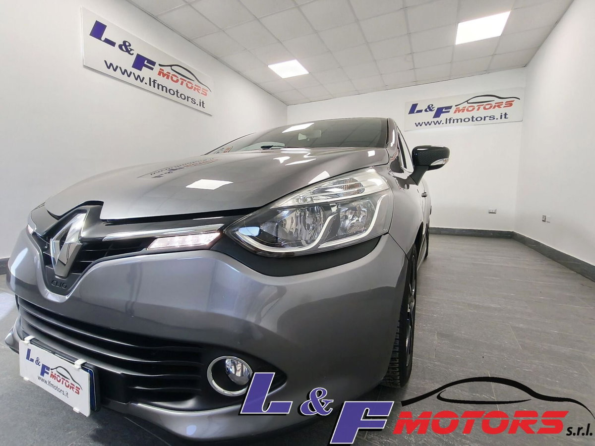 Renault Clio 1.5 dCi 90CV 5 porte Luxe (10)