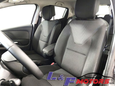 Renault Clio 1.5 dCi 90CV 5 porte Luxe (19)
