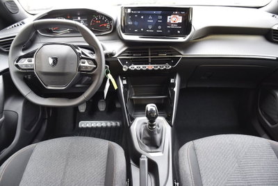 Peugeot 2008 1.2 turbo Style 100cv (14)
