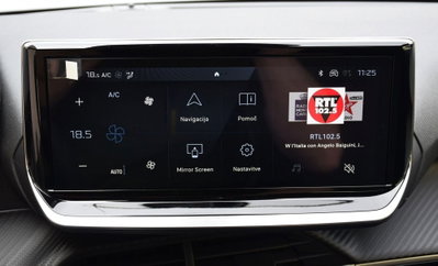 Peugeot 2008 1.2 turbo Style 100cv (20)