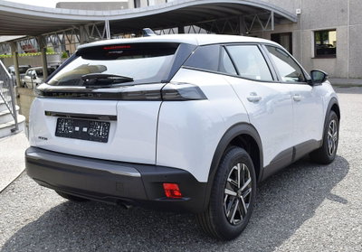 Peugeot 2008 1.2 turbo Style 100cv (5)