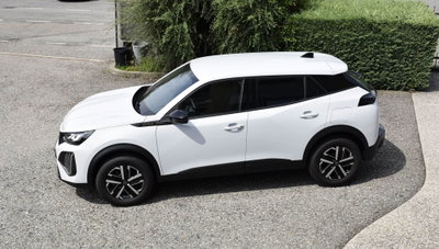 Peugeot 2008 1.2 turbo Style 100cv (9)