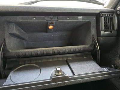Volvo 240 Station Wagon Station Wagon Polar (19)