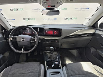 Opel Astra 1.2 Turbo 110 CV Elegance (9)