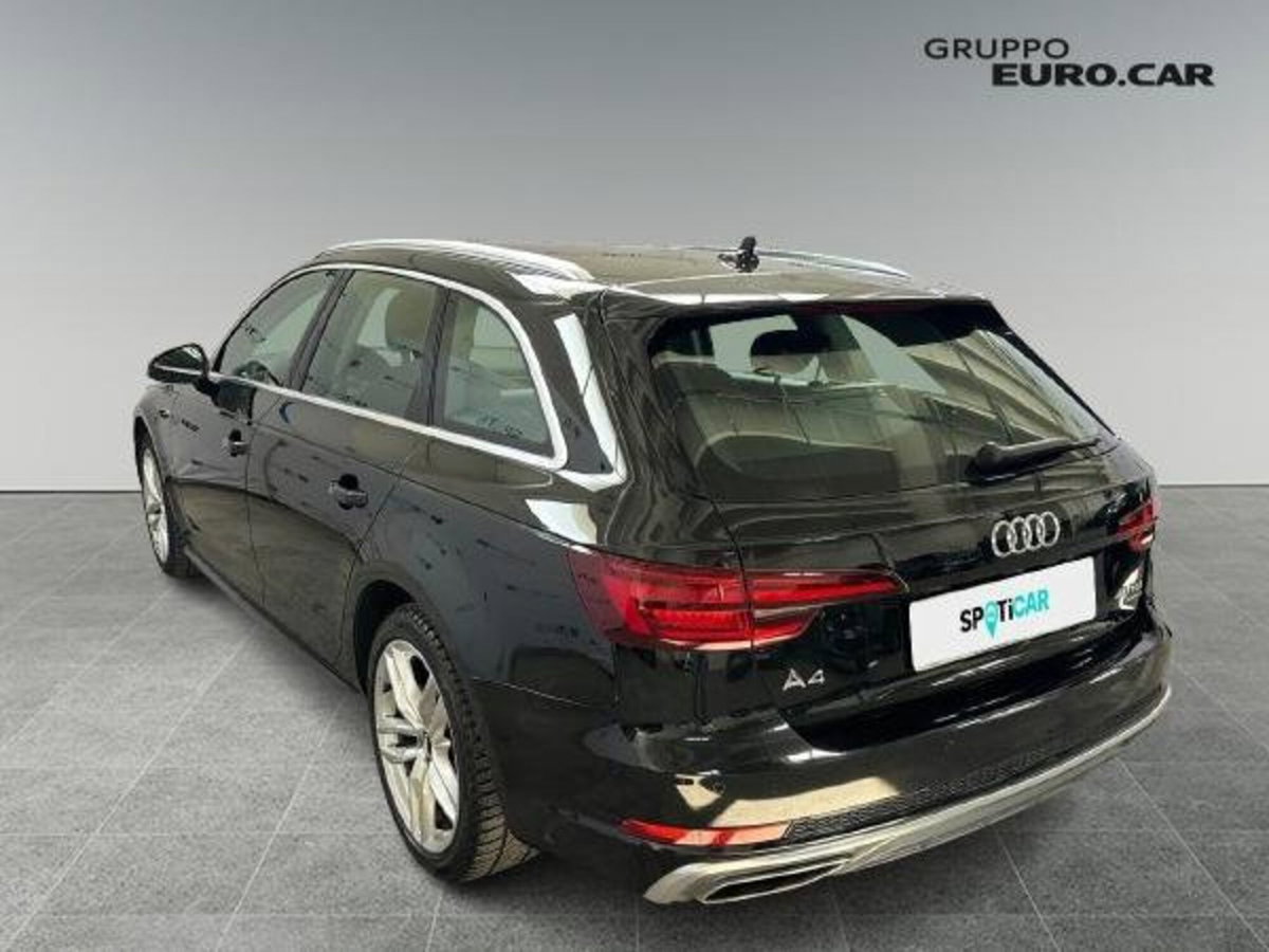 Audi A4 Avant 45 TDI tiptronic quattro edition (4)