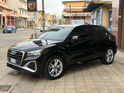Audi Q2 30 2.0 tdi Identity Black (4)