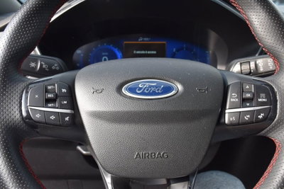 Ford Kuga 1.5 EcoBlue 120 CV 2WD ST-Line (14)