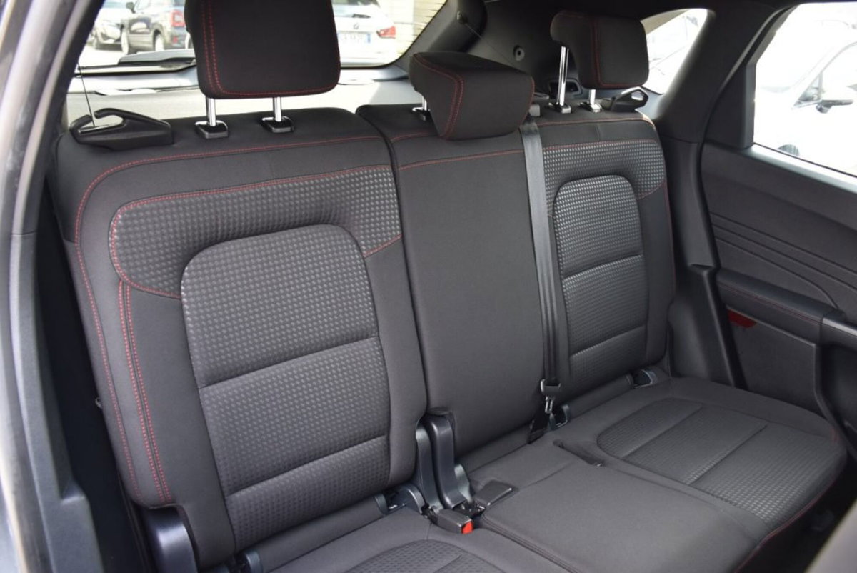 Ford Kuga 1.5 EcoBlue 120 CV 2WD ST-Line (17)