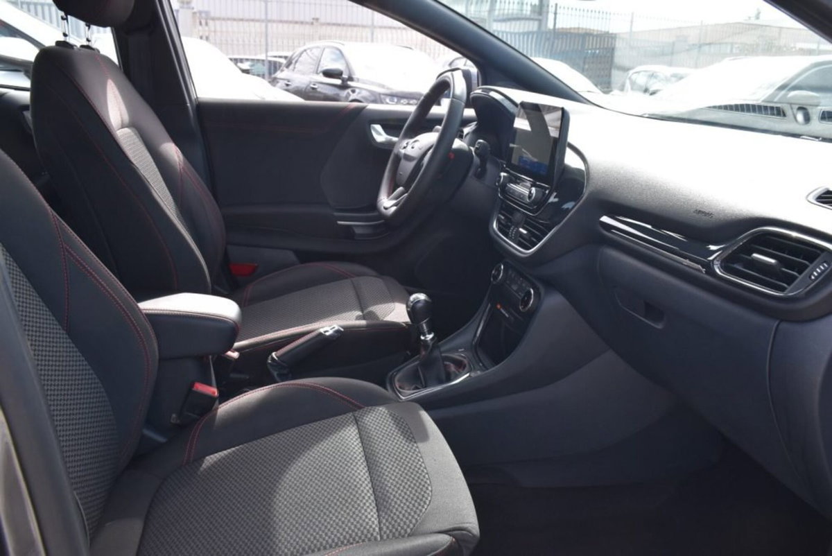 Ford Puma 1.0 EcoBoost Hybrid 125 CV S&S aut. ST-Line X (17)