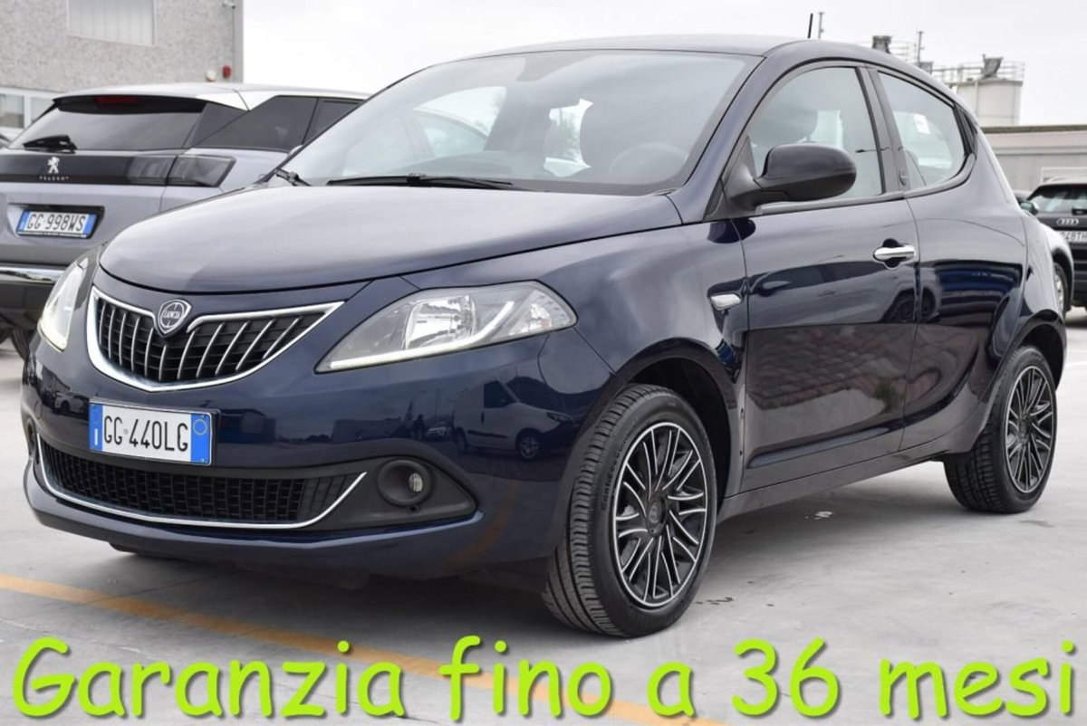 Lancia Ypsilon 1.0 FireFly 5 porte S&S Hybrid Ecochic Gold