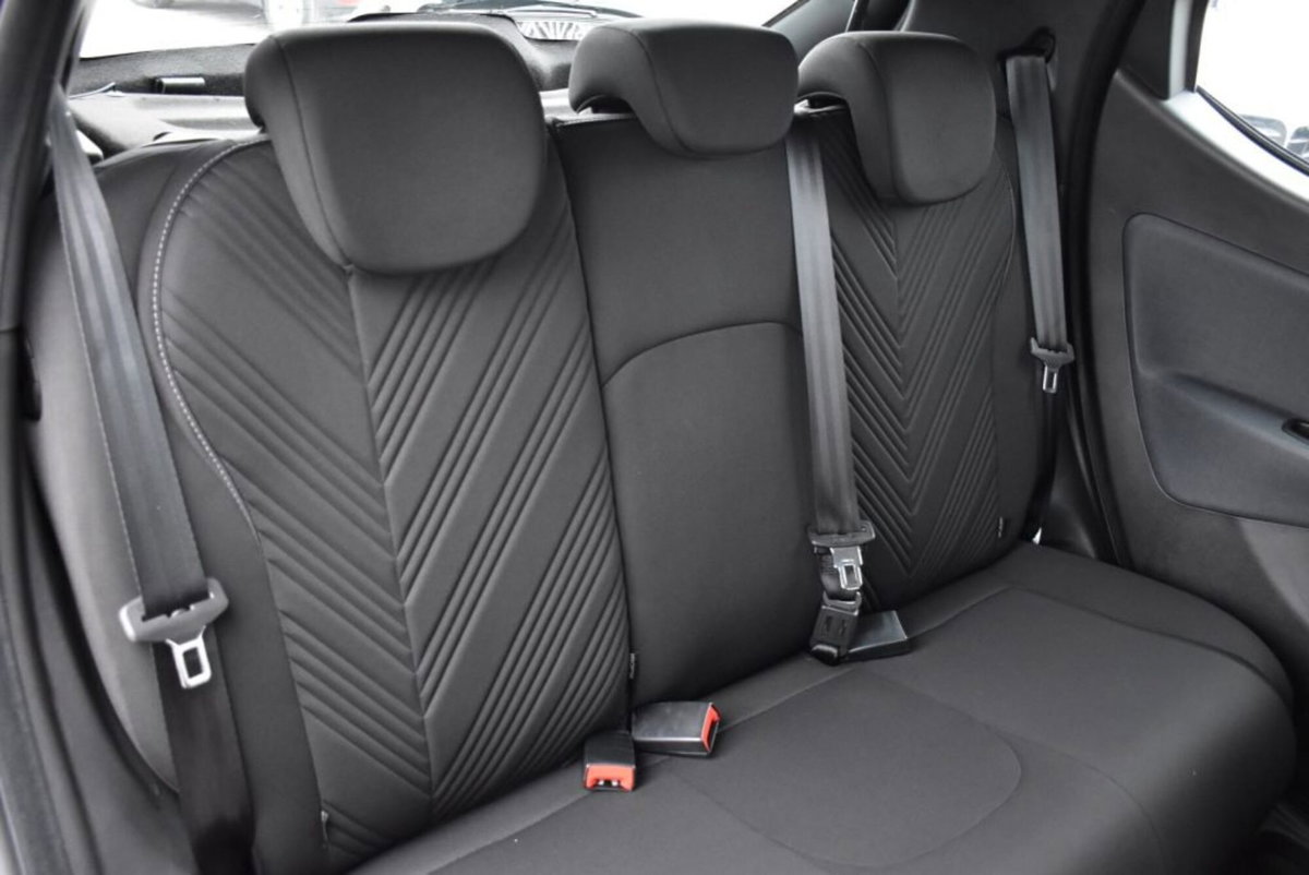 Lancia Ypsilon 1.0 FireFly 5 porte S&S Hybrid Ecochic Gold (13)