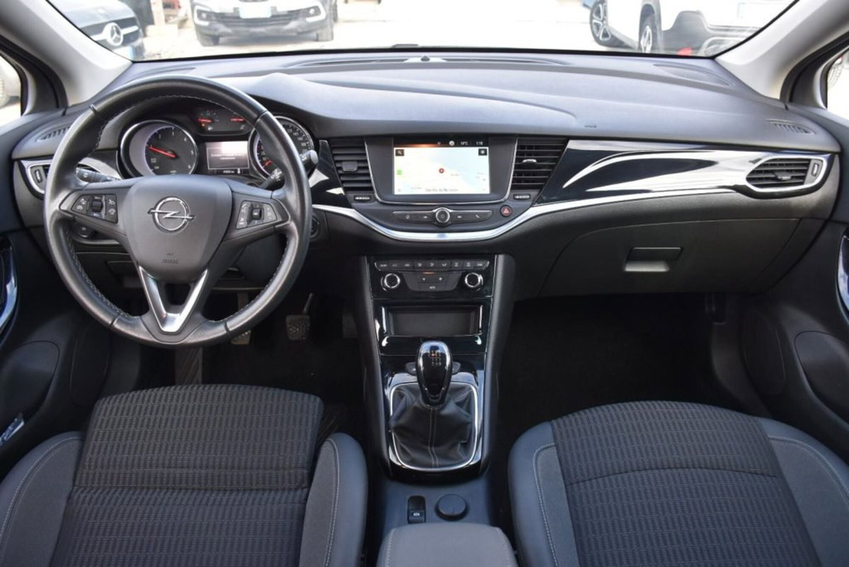 Opel Astra 1.5 CDTI 122 CV S&S 5 porte Business Elegance (5)
