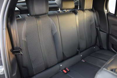 Peugeot 208 PureTech 130 Stop&Start EAT8 5 porte GT Pack (20)
