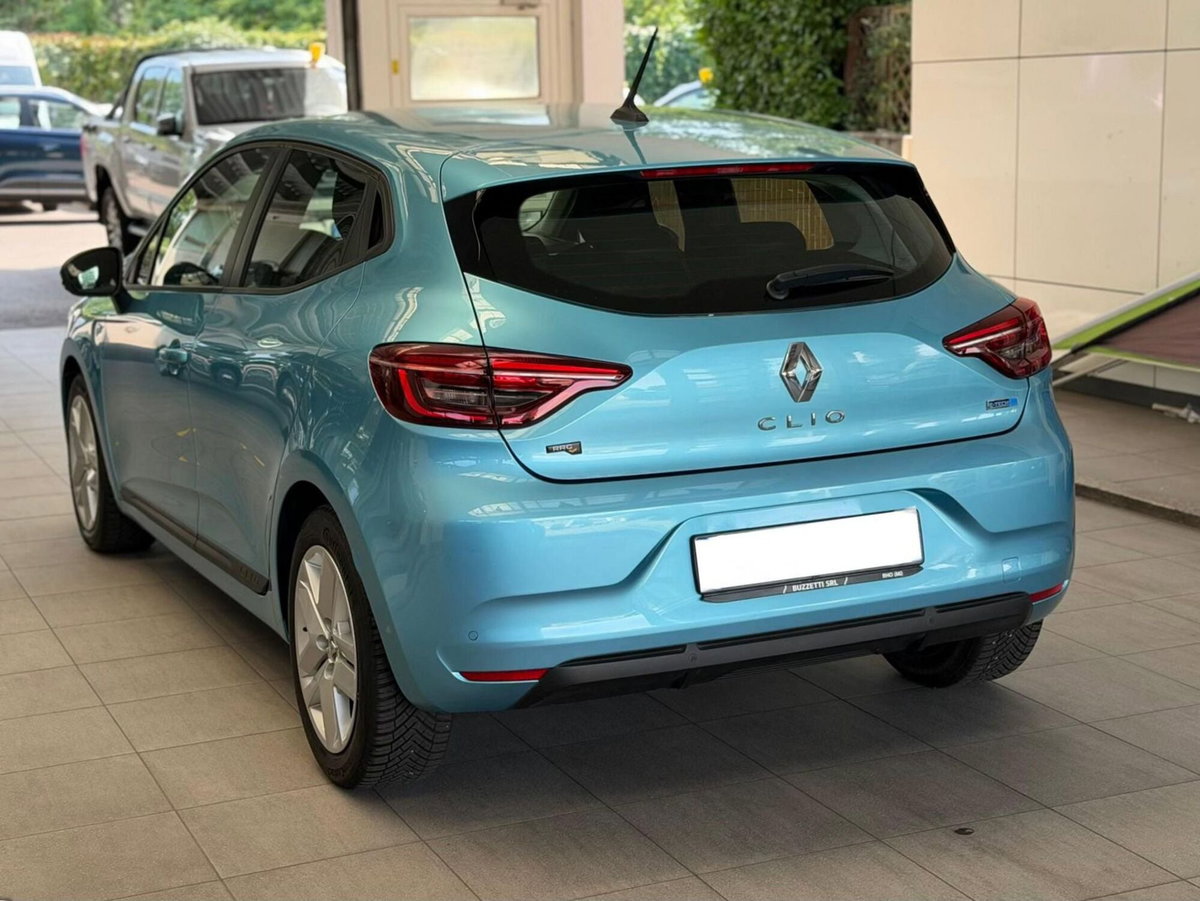 Renault Clio Full Hybrid E-Tech 145 CV 5 porte Equilibre (6)
