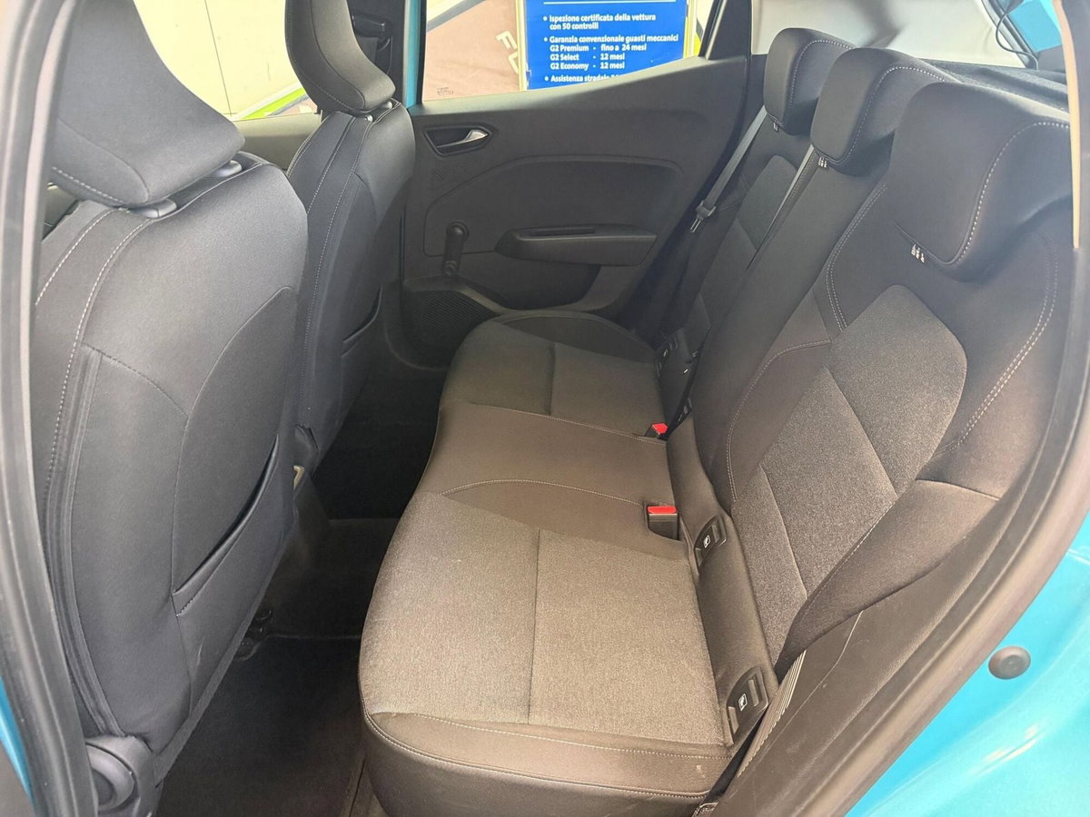 Renault Clio Full Hybrid E-Tech 145 CV 5 porte Equilibre (9)