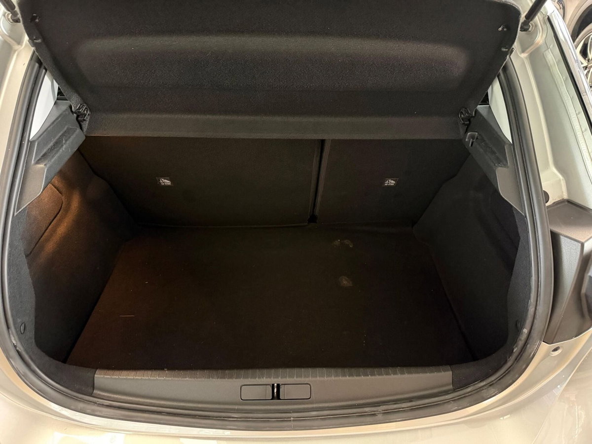 Opel Corsa 1.2 100 CV Elegance (13)