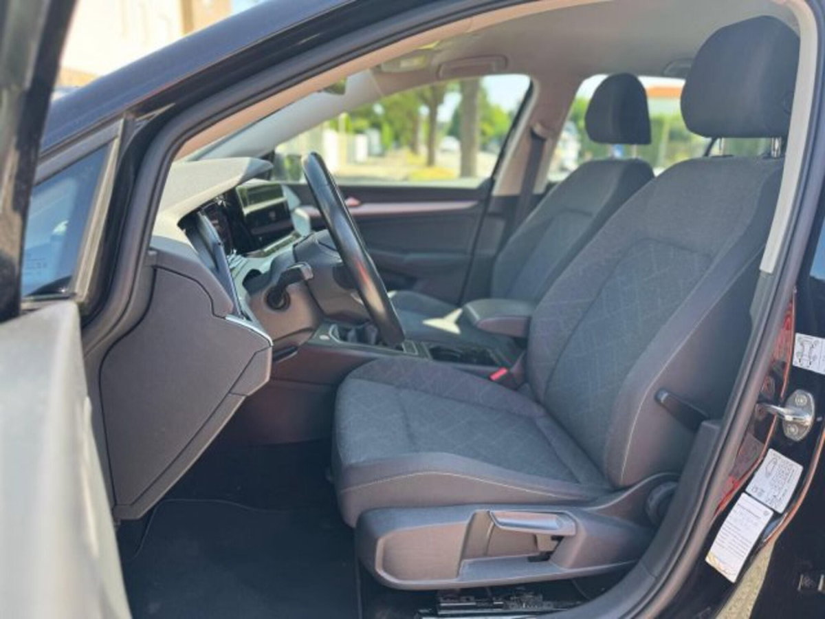 Volkswagen Golf 1.0 TSI EVO Life (7)