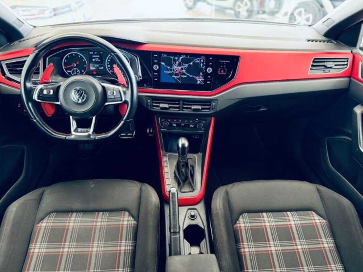 Volkswagen Polo 2.0 TSI DSG GTI BlueMotion Technology (13)