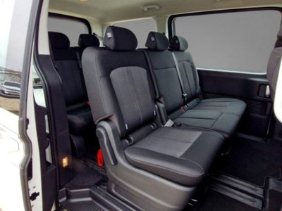 Hyundai Staria 1.6 hev 2wd auto (12)