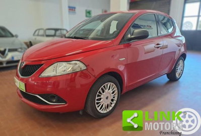 Lancia Ypsilon 1.2 69 CV 5 porte GPL Ecochic Alberta Ferretti (3)