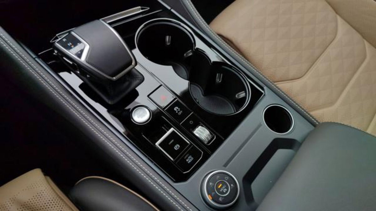 Volkswagen Touareg 3.0 V6 TDI SCR Elegance (13)