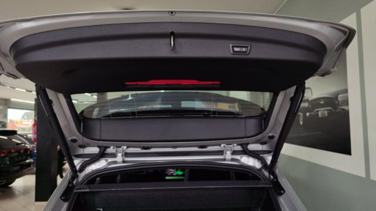 BMW X1 sDrive 18i Msport (13)