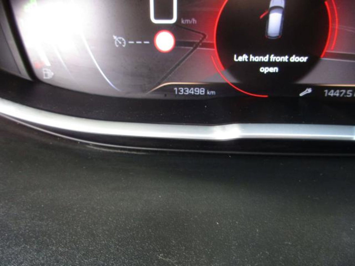 Peugeot 3008 BlueHDi 130 S&S EAT8 GT Line (15)