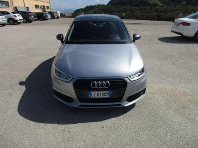 Audi A1 Sportback 1.6 TDI 116 CV Sport (5)
