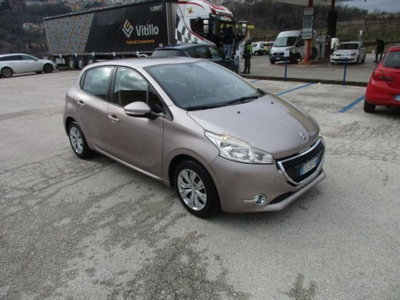 Peugeot 208 VTi 82 CV 5 porte Access (2)