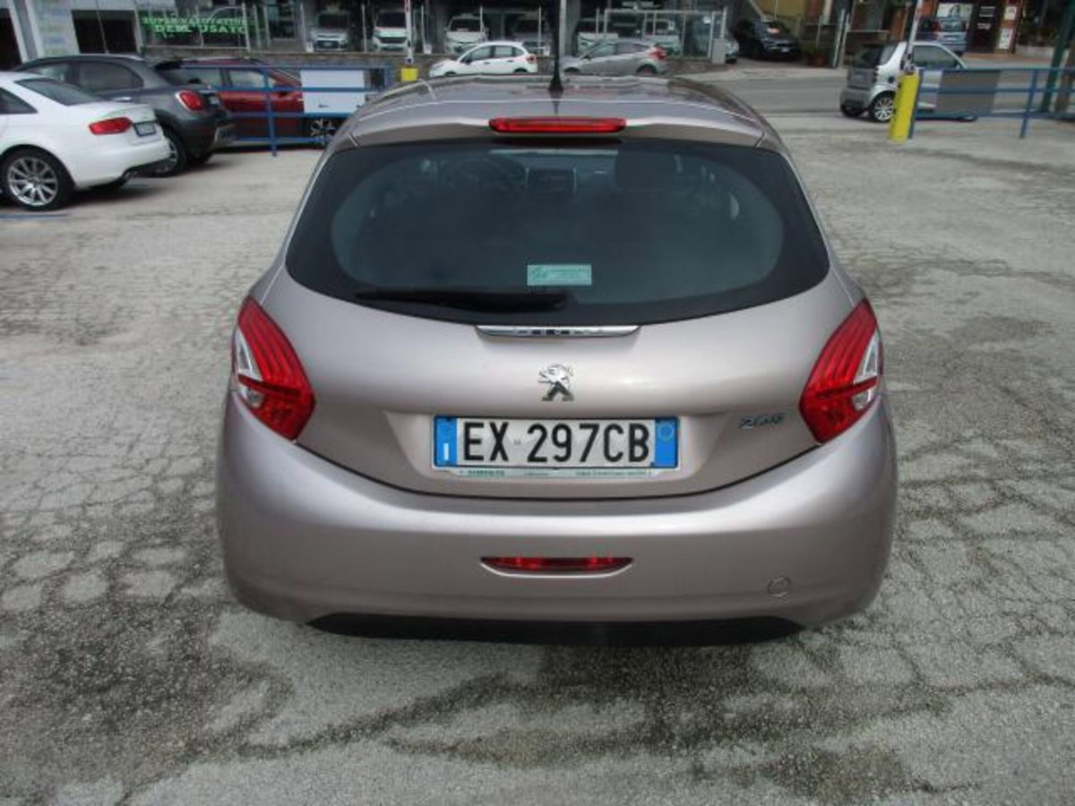 Peugeot 208 VTi 82 CV 5 porte Access (6)