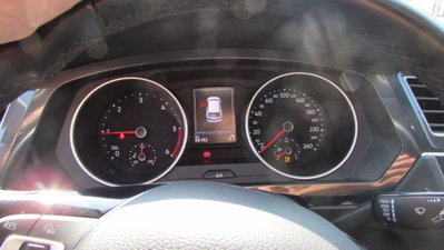 Volkswagen Tiguan 1.6 TDI SCR Business BlueMotion Technology (16)