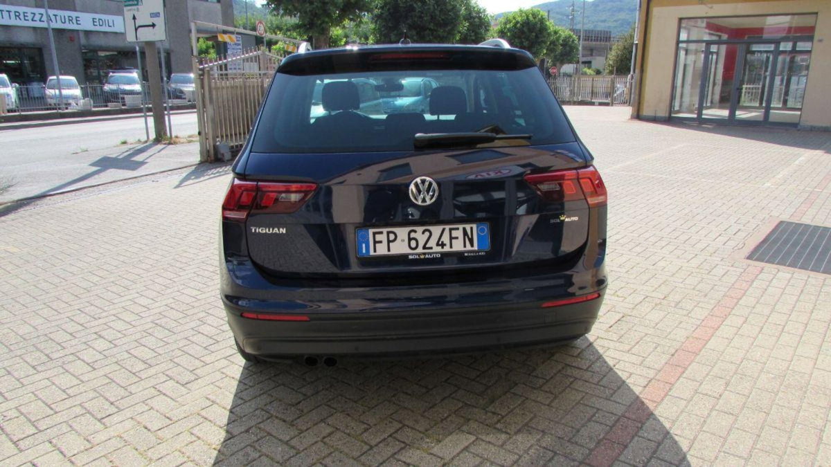Volkswagen Tiguan 1.6 TDI SCR Business BlueMotion Technology (4)