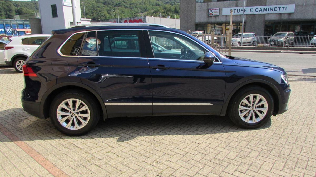 Volkswagen Tiguan 1.6 TDI SCR Business BlueMotion Technology (6)