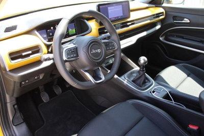 Jeep Avenger 1.2 turbo Summit fwd 100cv (10)