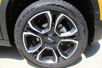 Jeep Avenger 1.2 turbo Summit fwd 100cv (4)
