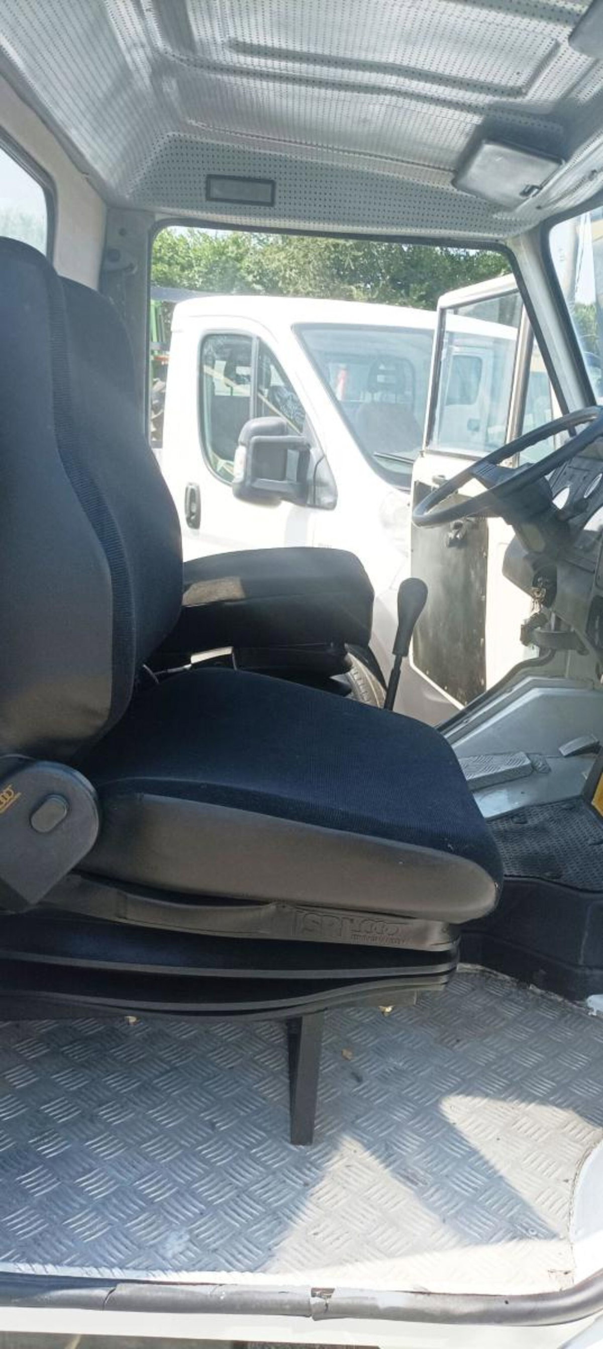 Bremach TGR 35 Telaio 2.5 turbodiesel PC-DC Cabinato (10)