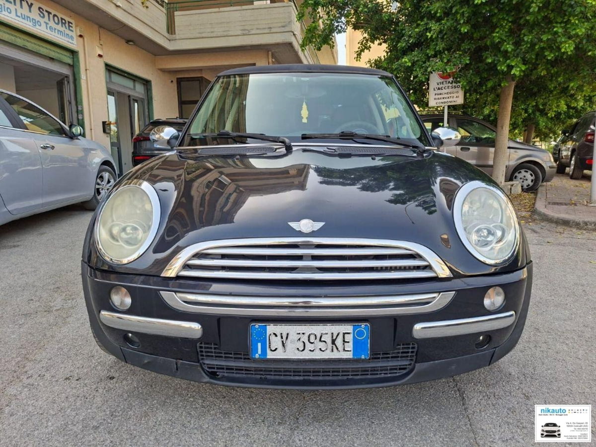 MINI Mini 1.4 tdi One D (2)