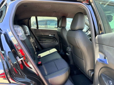 Jeep Avenger 1.2 turbo e-hybrid mhev Summit fwd 110cv edct6 (10)