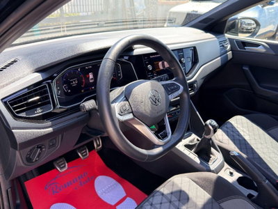Volkswagen Taigo 1.0 tsi R-Line 115cv (7)