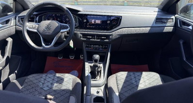 Volkswagen Taigo 1.0 tsi R-Line 115cv (7)