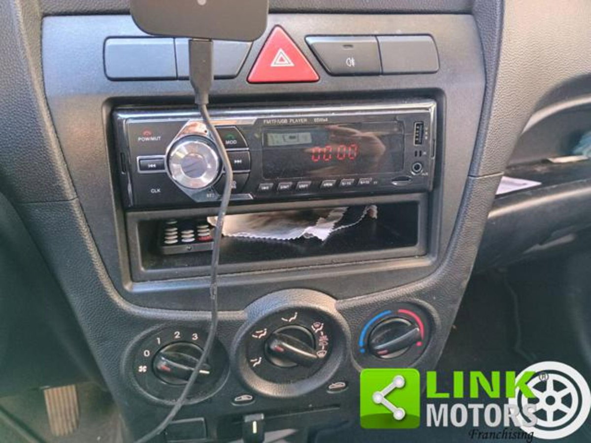 Kia Picanto 1.0 12V Life (12)