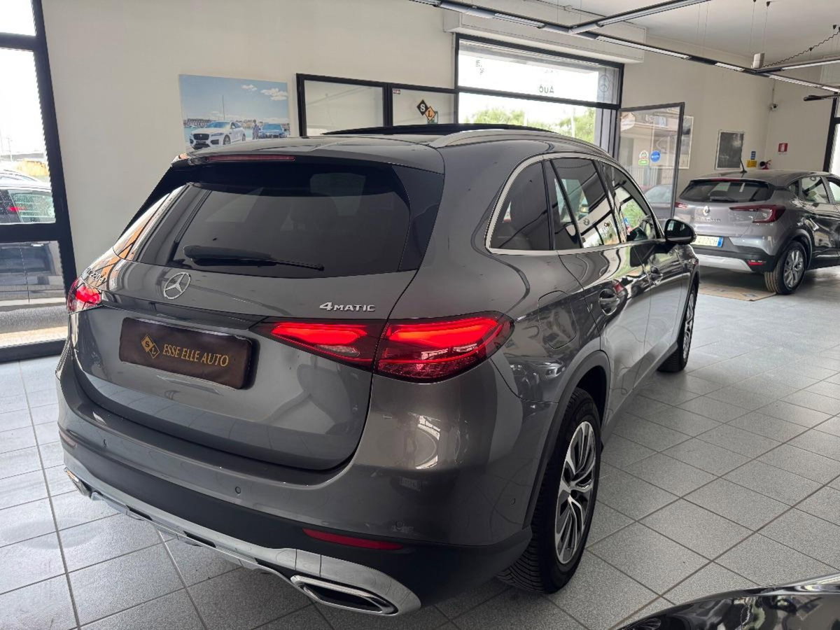 Mercedes-Benz GLC 220 d 4Matic Mild Hybrid AMG Advanced Plus (4)