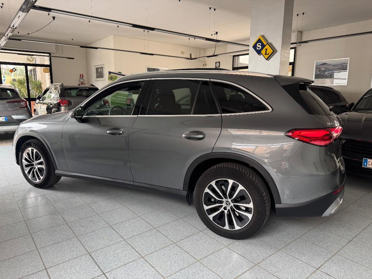 Mercedes-Benz GLC 220 d 4Matic Mild Hybrid AMG Advanced Plus (7)