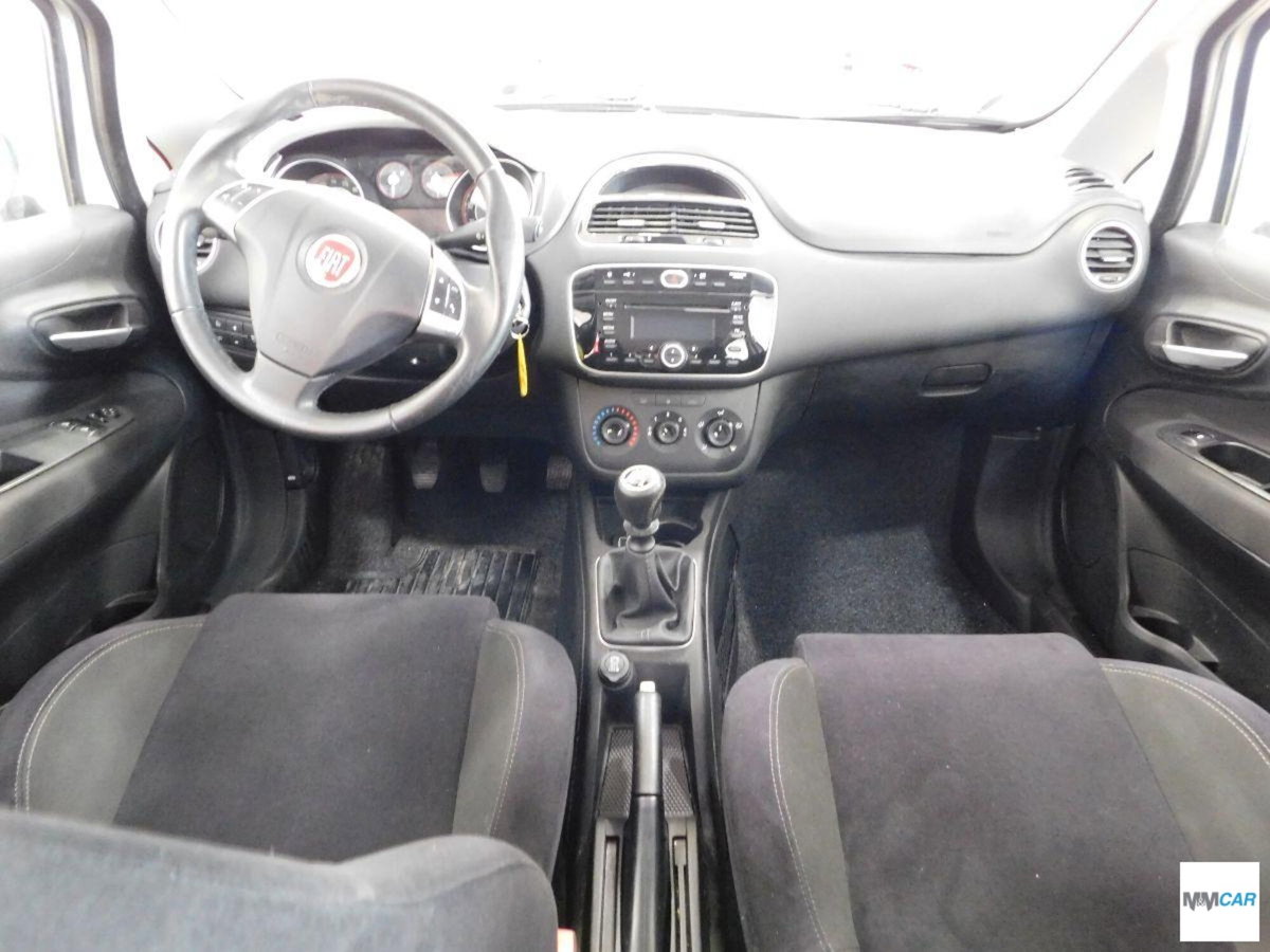Fiat Punto 1.2 8V 5 porte Lounge (6)
