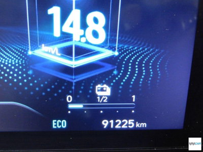Hyundai Tucson 1.6 hev Exellence 4wd auto (11)