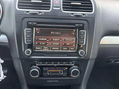 Volkswagen Golf 1.6 TDI DPF 5p. Highline (15)