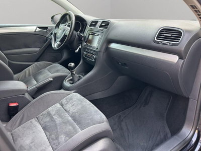 Volkswagen Golf 1.6 TDI DPF 5p. Highline (20)