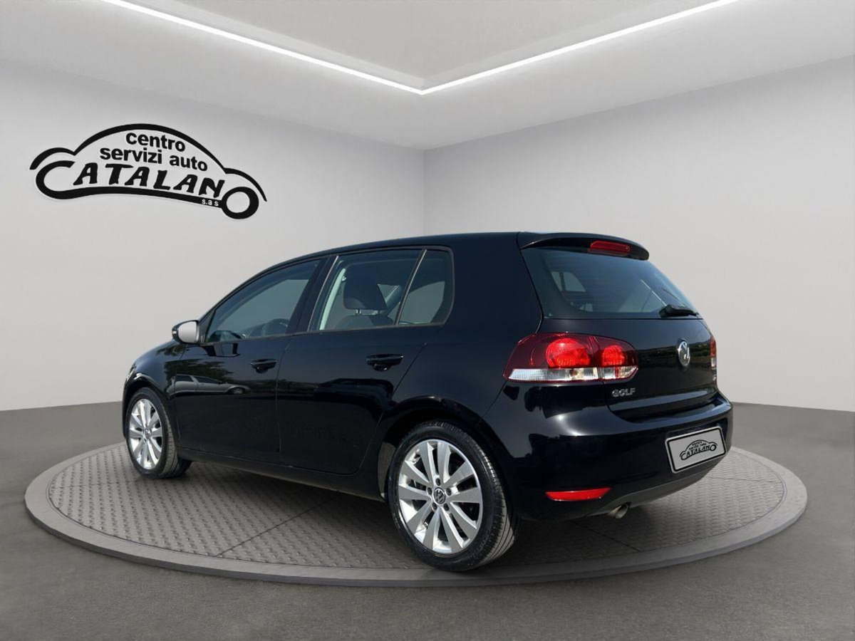 Volkswagen Golf 1.6 TDI DPF 5p. Highline (3)